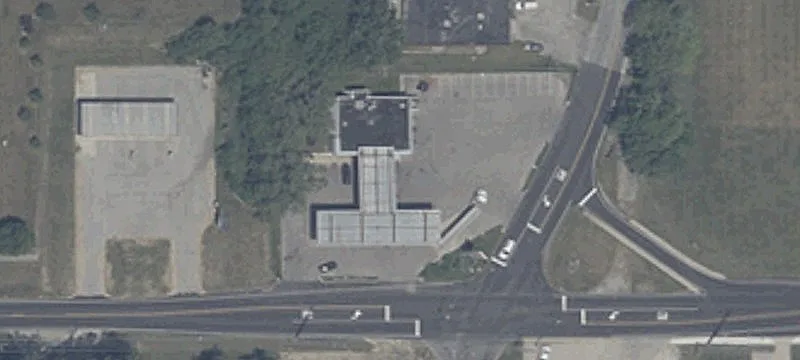 1000 Cross St