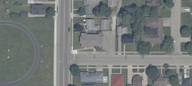 2700 Grand Ave