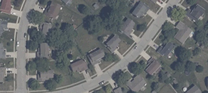 Maple St