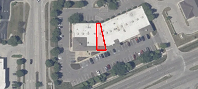 1070 Main St