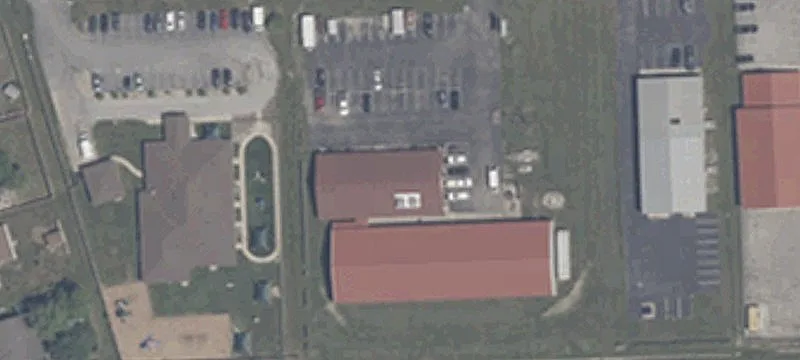 595 Tracy Rd