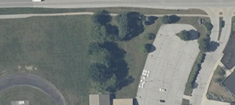 7843 County Rd 100th N