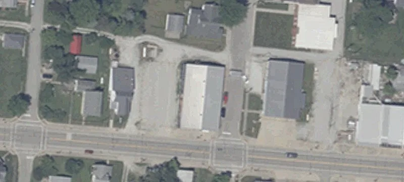 300 Main St