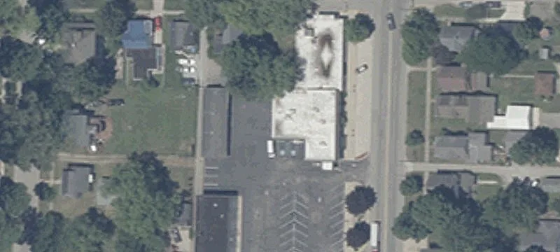 320 Main St