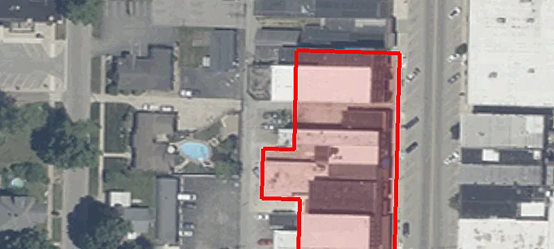 716 Main St Behind