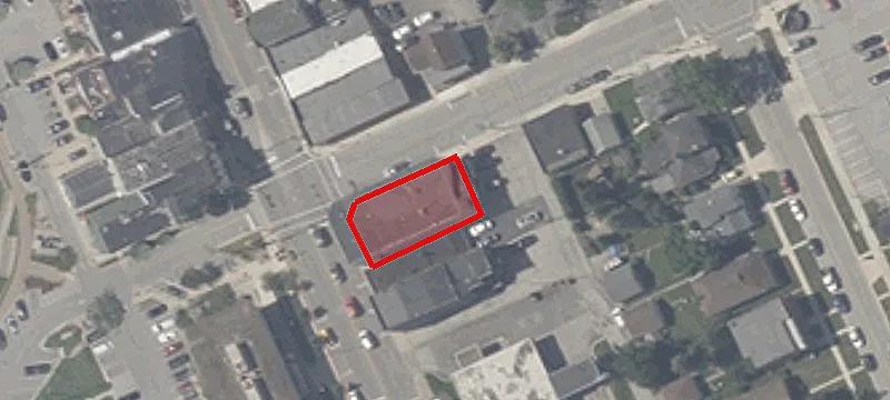 401 Main St