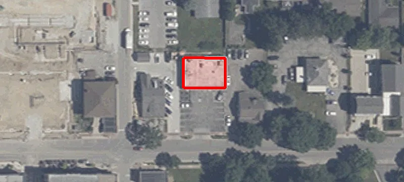 122 Main St