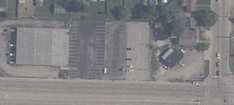 950 Diamond Ave