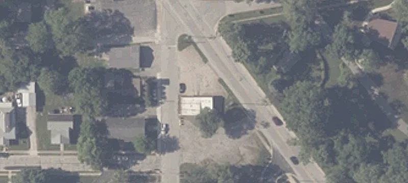 416 Bloomington St