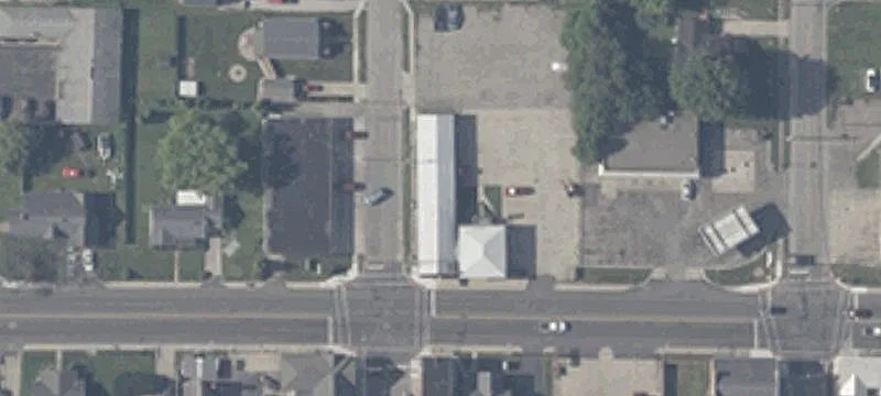 28 Main St