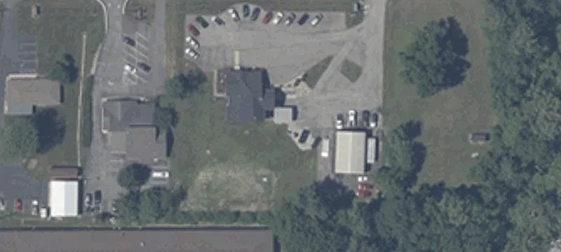 1685 Main St