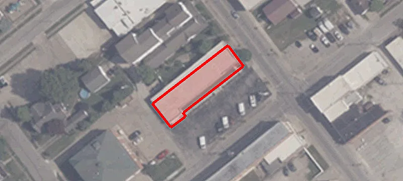 921 Main St