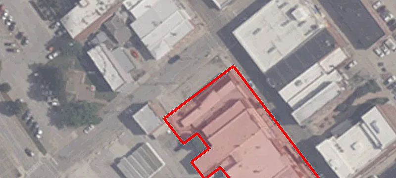 401 Main St