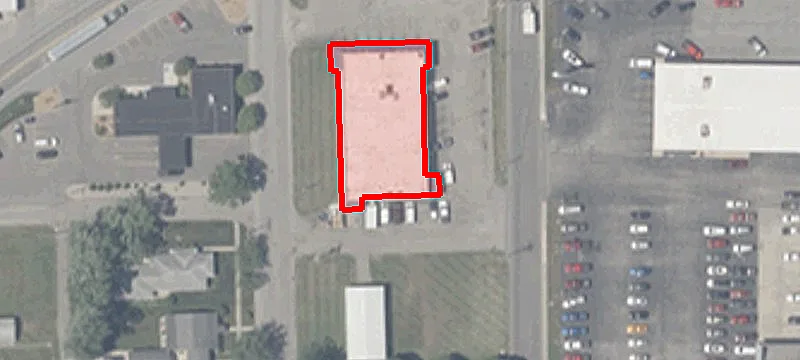 800 Riverside Dr