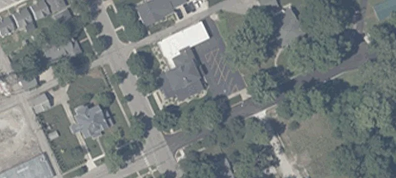 305 Main St
