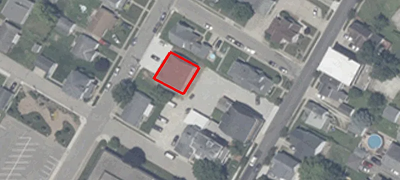 204 Elm St