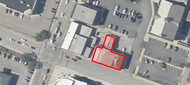 18 Main St