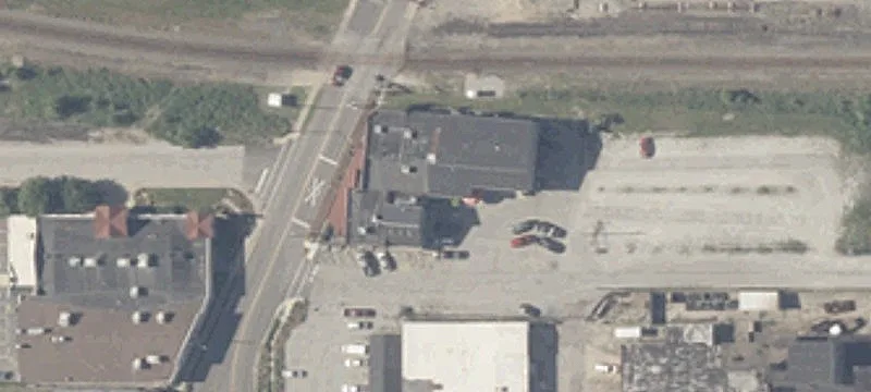 711 Calumet Ave