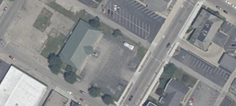 711 Central Ave