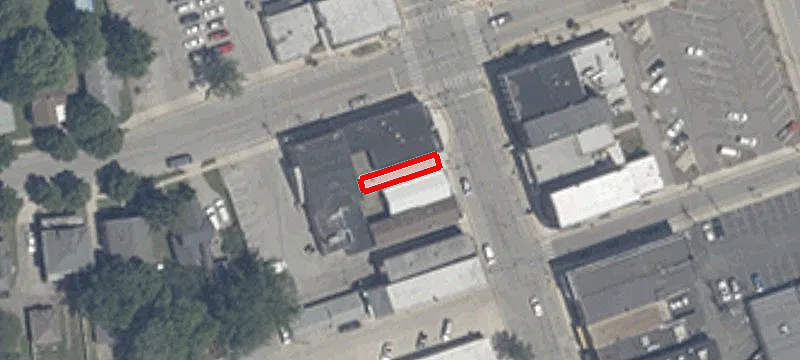506 Broadway St