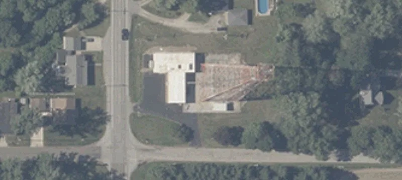 1607 Main St