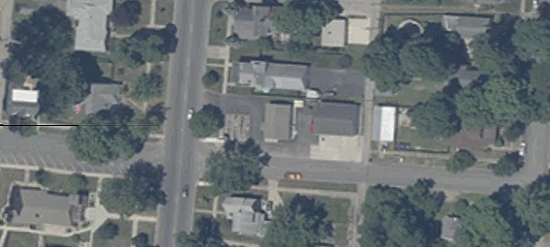 1229 Main St