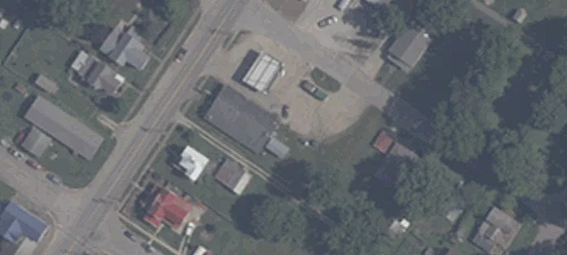 425 Main St