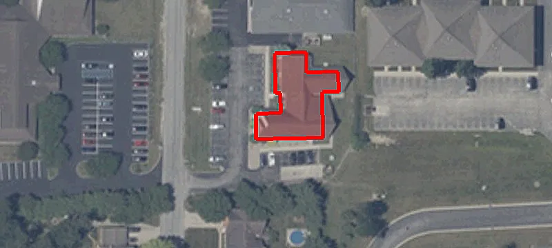 75 Queensway Dr