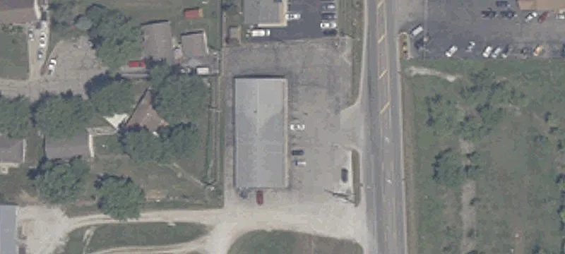 76 State Rd 135