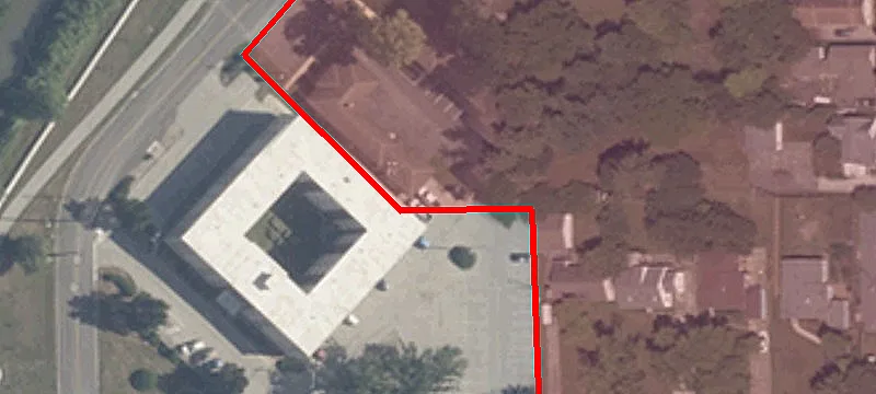 571 Westfield Blvd