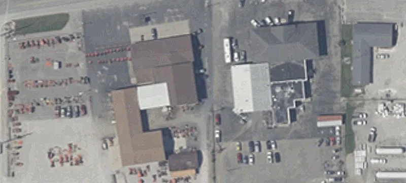 1375 Main St