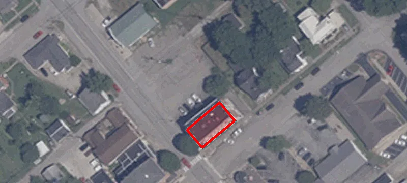 402 Fry St