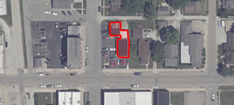 100 Main St