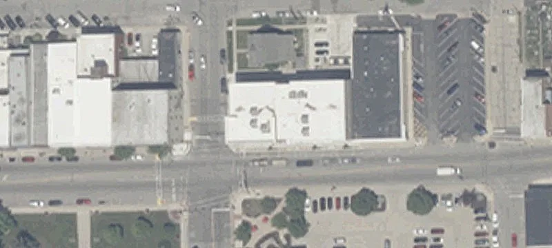 200 7th St
