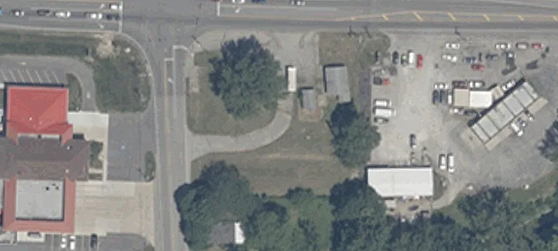 112 State Rd 930th E