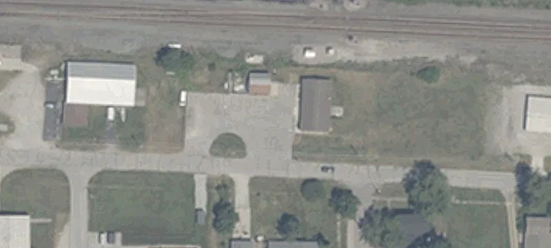 300 Railroad St