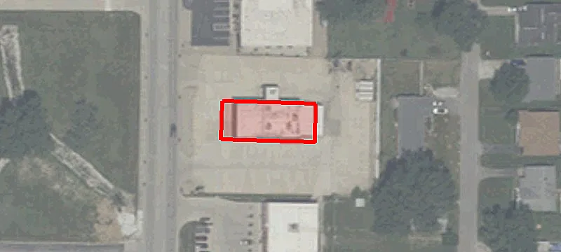 943 Section St
