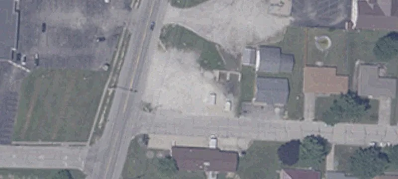 824 Adams St