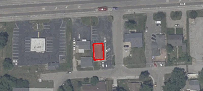 1301 Main St