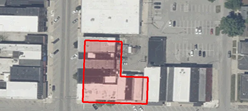721 Main St