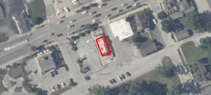 325 Main St