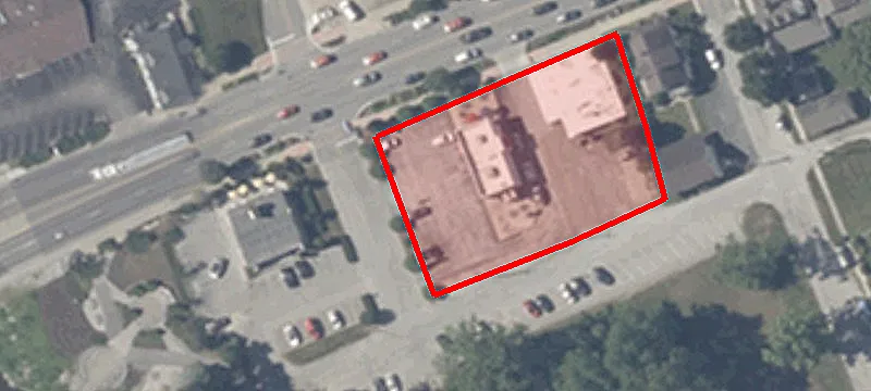 325 Main St