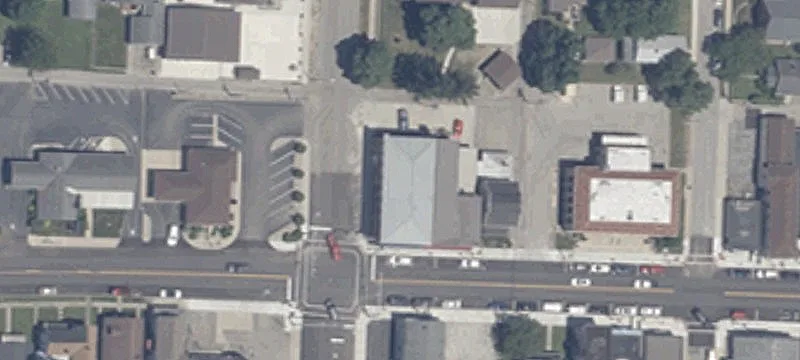98 Main St