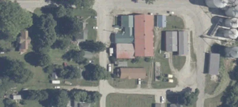 82 485th S