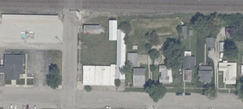 203 Henry St