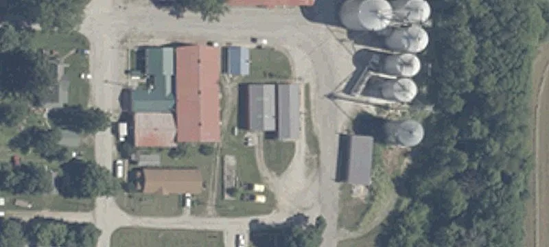 4860 10th E