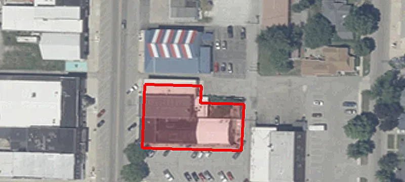 617 Main St