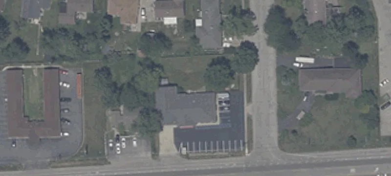 1302 Main St