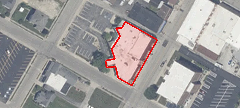 137 Main St