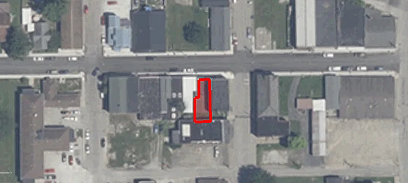203 Carr St